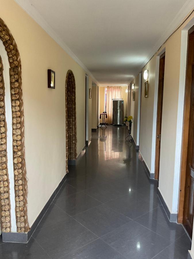 Mimino-Kongo Hotel Ureki Eksteriør billede