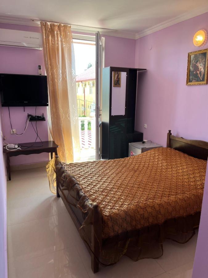 Mimino-Kongo Hotel Ureki Eksteriør billede