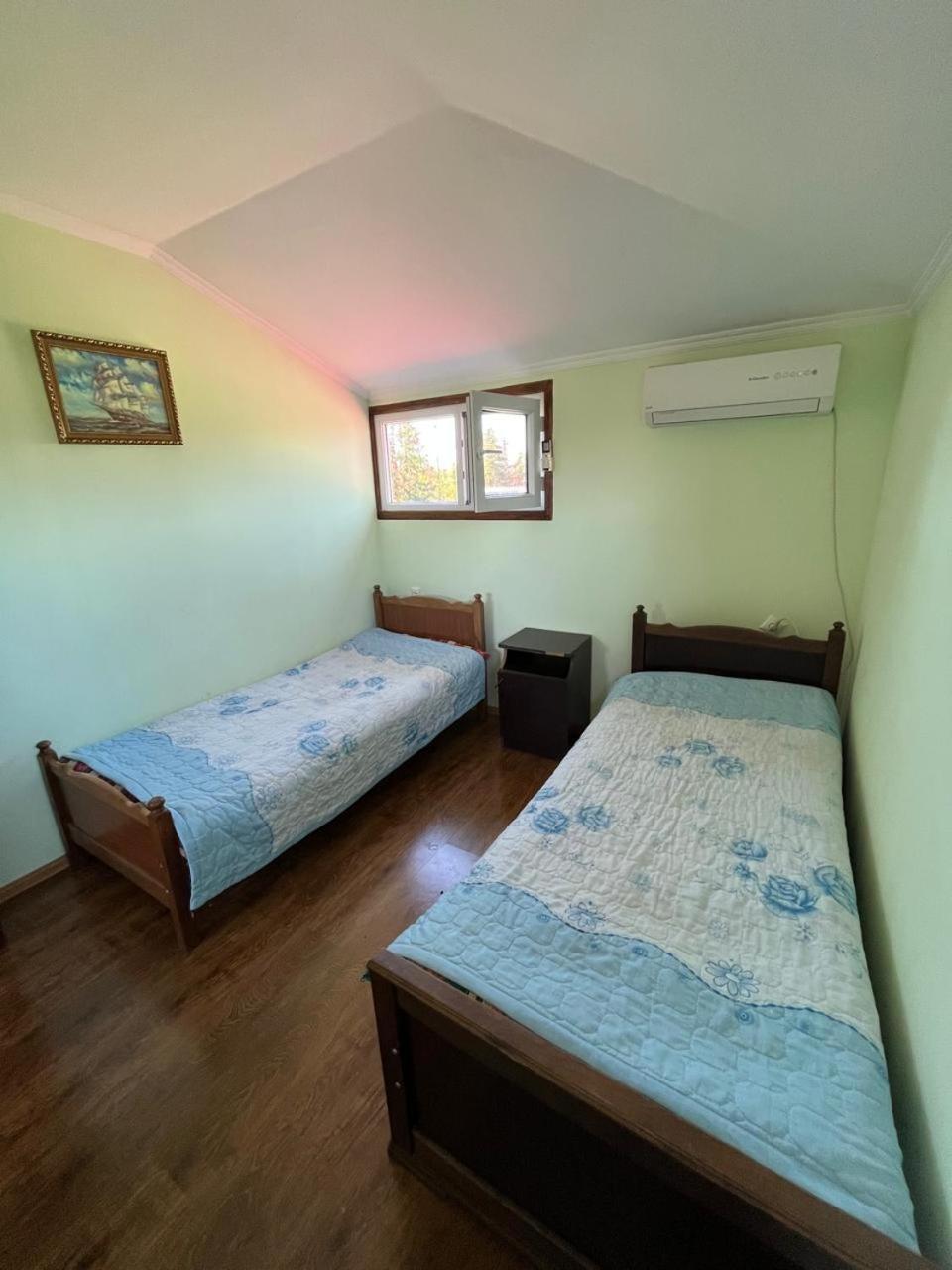Mimino-Kongo Hotel Ureki Eksteriør billede