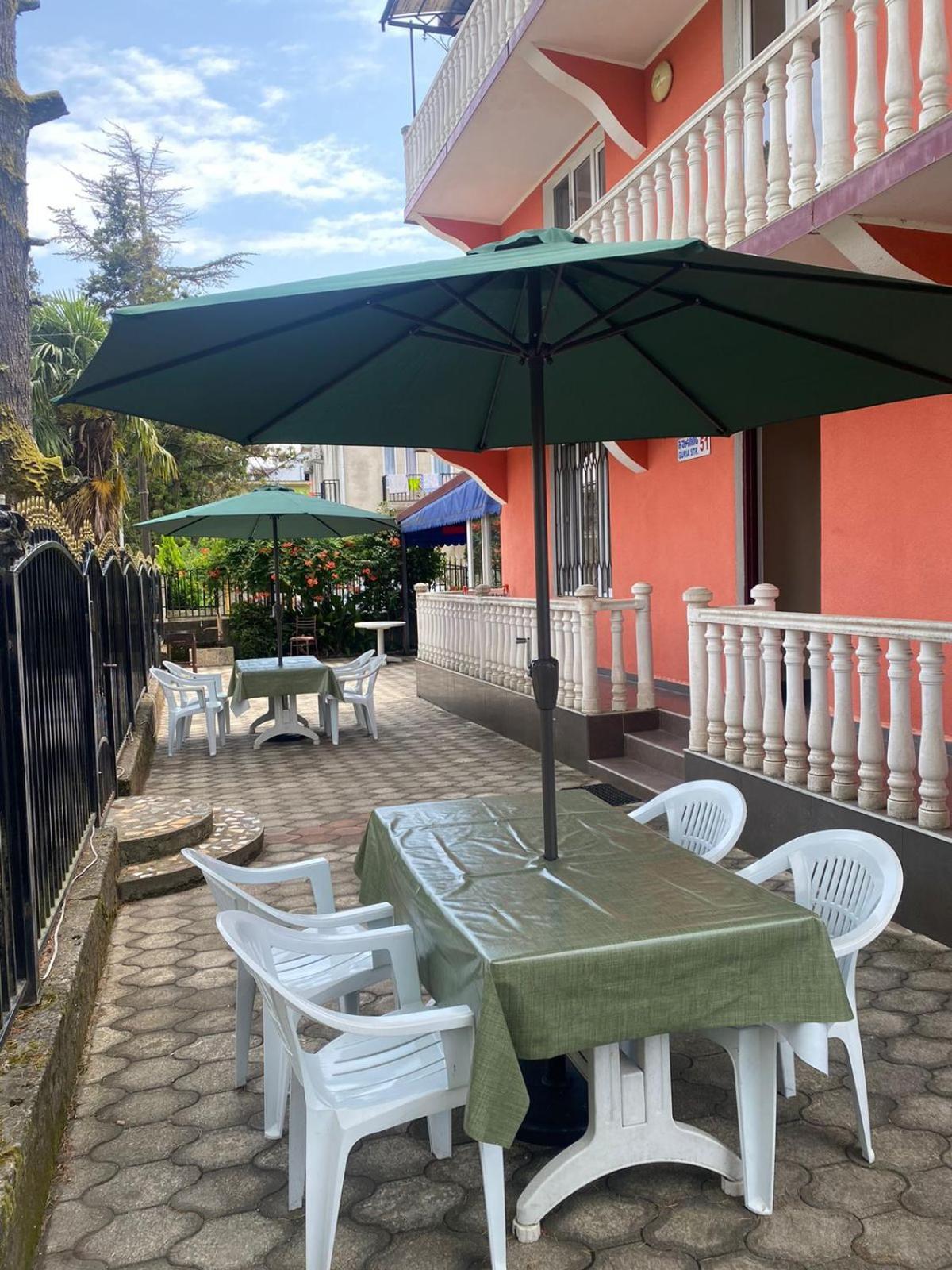 Mimino-Kongo Hotel Ureki Eksteriør billede